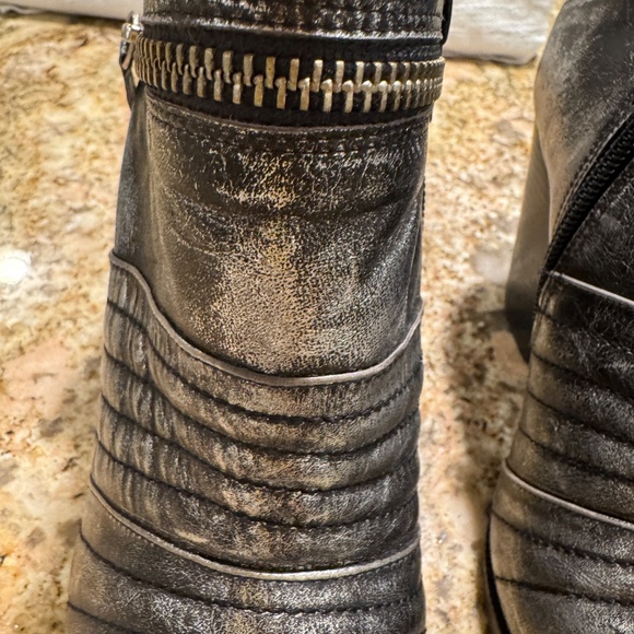 Klub Nico - Black and Silver Leather Booties - Women's Size 35.6 (6.5) - Picture 4 of 12